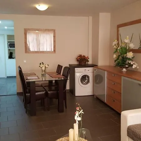 + Insulinde Appartement *