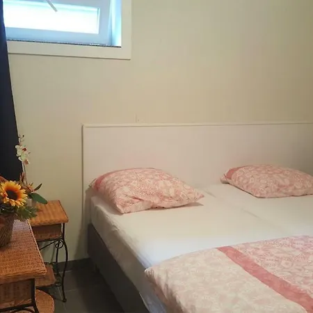 Appartement + Insulinde *