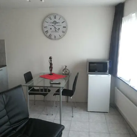 + Insulinde Appartement *