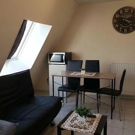+ Insulinde Appartement *
