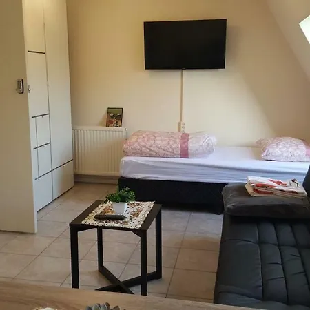 + Insulinde Appartement