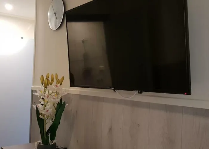 + Insulinde Hotel Tilburg